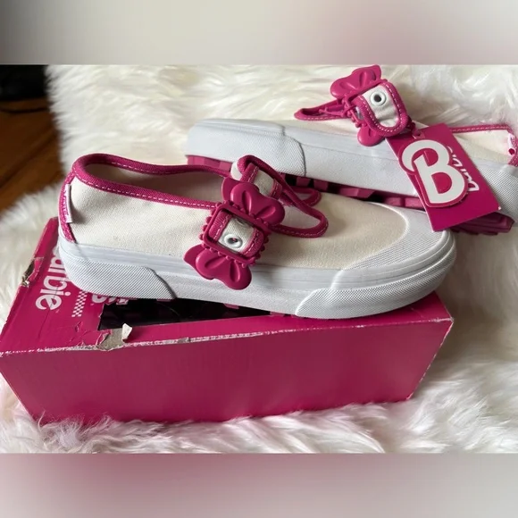 Vans X Barbie Style 93 DX Shoe - Picture 5 of 11